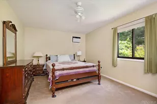1045 Stanton Ave, Woodmere, NY 11598 - Photo 17