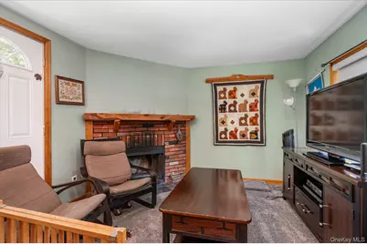 1045 Stanton Avenue, Woodmere, NY 11598 - Photo 9