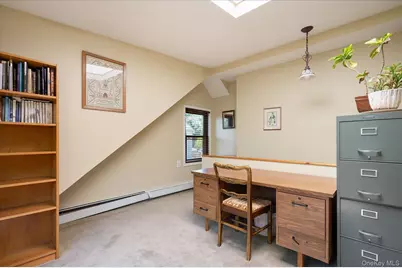 1045 Stanton Avenue, Woodmere, NY 11598 - Photo 15