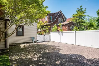 1045 Stanton Avenue, Woodmere, NY 11598 - Photo 25