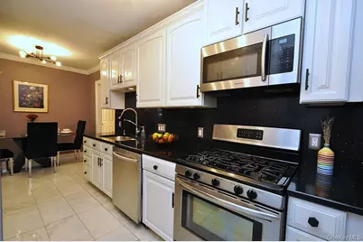 280 Bronxville Road #4O, Bronxville, NY 10708 - Photo 3