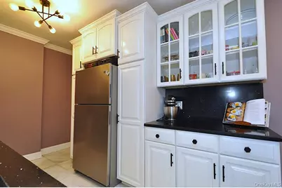 280 Bronxville Road #4O, Bronxville, NY 10708 - Photo 7