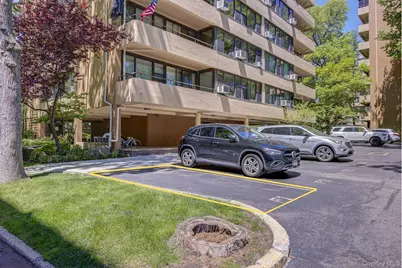 10-10 166th Street #5D, Whitestone, NY 11357 - Photo 3