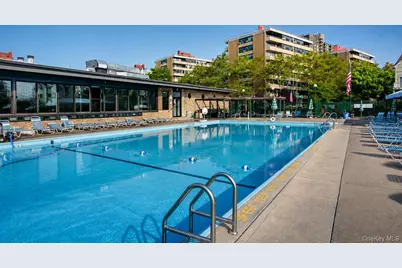 10-10 166th Street #5D, Whitestone, NY 11357 - Photo 23