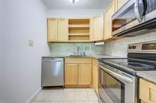 10-10 166th St, Whitestone, NY 11357 - Photo 11