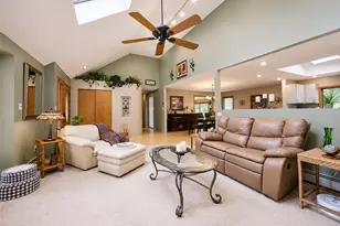 370 Avenue A, Ronkonkoma, NY 11779 - Photo 15
