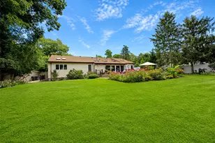 370 Avenue A, Ronkonkoma, NY 11779 - Photo 13