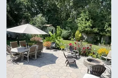 370 Avenue A, Ronkonkoma, NY 11779 - Photo 7