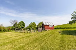 1 Breezy Hill Rd, Copakefalls, NY 12517 - Photo 9
