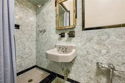 7326 171st Street, Fresh Meadows, NY 11366 - Photo 13