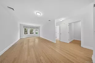 343 Soundview Ln, College Point, NY 11356 - Photo 21
