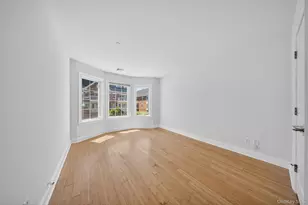 343 Soundview Ln, College Point, NY 11356 - Photo 29