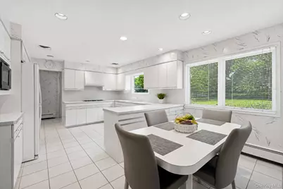 35 High Pasture Circle, Dix Hills, NY 11746 - Photo 5