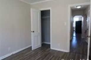 84-26 Little Neck Pkwy, Floral Park, NY 11001 - Photo 11