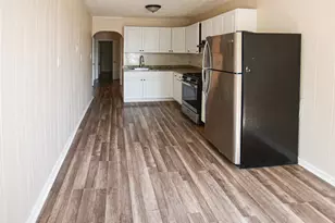84-26 Little Neck Pkwy, Floral Park, NY 11001 - Photo 3