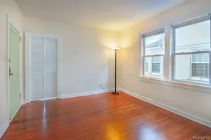 58-12 32nd Ave, Woodside, NY 11377 - Photo 15