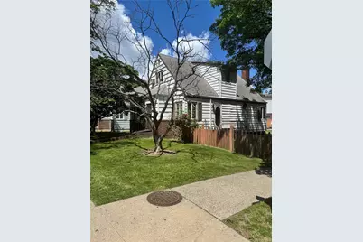 8019 Grand Central Parkway, East Elmhurst, NY 11370 - Photo 1