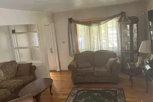 80-19 Grand Central Pkwy, East Elmhurst, NY 11370 - Photo 5