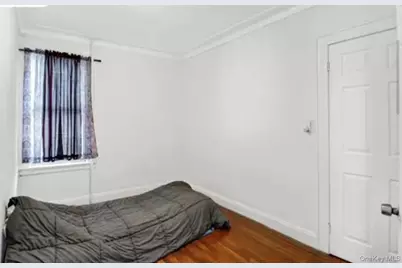 9503 Cresskill Place, Jamaica, NY 11435 - Photo 17
