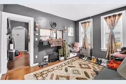 9503 Cresskill Place, Jamaica, NY 11435 - Photo 5