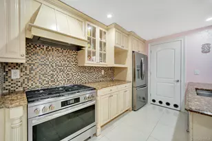 63-36 99th St, Rego Park, NY 11374 - Photo 15