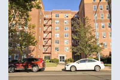 30-11 Parsons Boulevard #4O, Flushing, NY 11354 - Photo 1