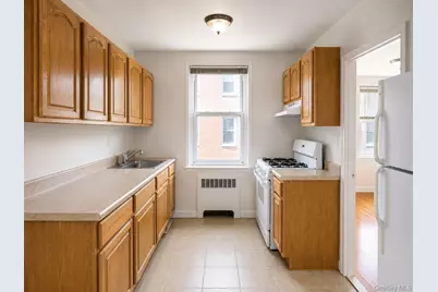 30-11 Parsons Boulevard #4O, Flushing, NY 11354 - Photo 3