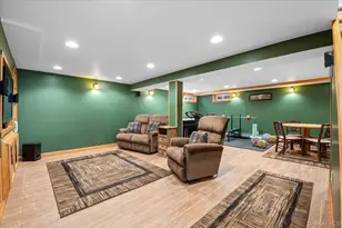 4 Westbury Ave, Plainview, NY 11803 - Photo 27