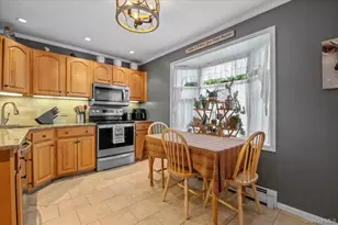 4 Westbury Ave, Plainview, NY 11803 - Photo 5