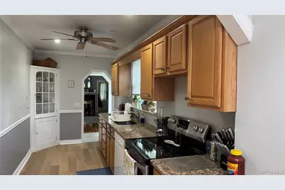17 Church Street, Hopewell Junction, NY 12533 - Photo 5