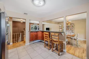 377 Montgomery Ave, West Babylon, NY 11704 - Photo 15