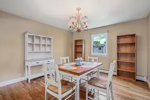 377 Montgomery Ave, West Babylon, NY 11704 - Photo 13