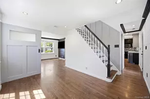 25 Parkdale Dr, North Babylon, NY 11703 - Photo 3