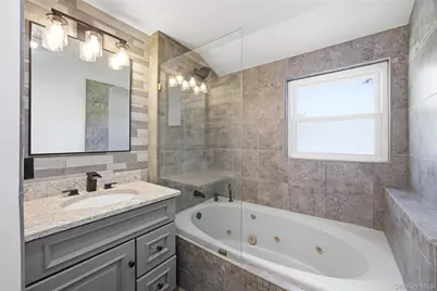 25 Parkdale Drive, North Babylon, NY 11703 - Photo 13