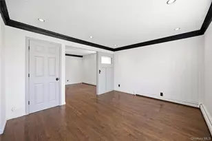 25 Parkdale Dr, North Babylon, NY 11703 - Photo 7