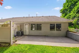 36 Windsor Cir, New City, NY 10956 - Photo 25