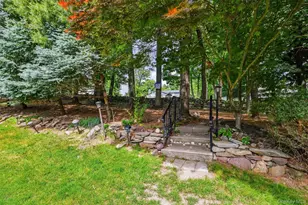36 Windsor Cir, New City, NY 10956 - Photo 23