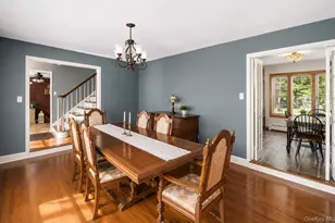11 Lincoln Ct, Copiague, NY 11726 - Photo 5