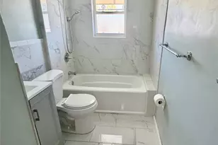 4218 Bruner Ave, Bronx, NY 10466 - Photo 9