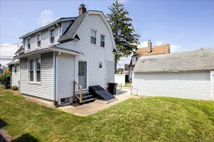 1019 Walsh Ave, Woodmere, NY 11598 - Photo 15