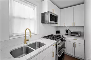 1019 Walsh Ave, Woodmere, NY 11598 - Photo 9