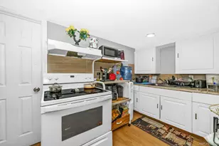 22 Montgomery St, Brentwood, NY 11717 - Photo 21