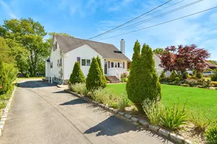 22 Montgomery St, Brentwood, NY 11717 - Photo 29