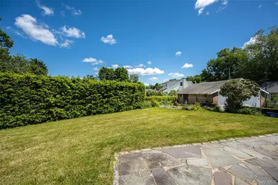 730 Hoover Avenue, Peekskill, NY 10566 - Photo 5
