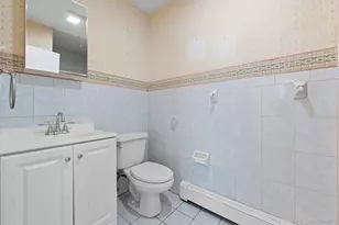 1 Lewis Pl, Lynbrook, NY 11563 - Photo 9