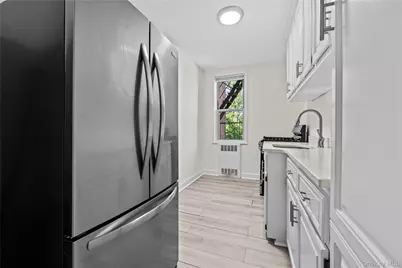 5621 Netherland  Avenue #4D, Bronx, NY 10471 - Photo 5