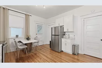 167 Voss Avenue, Yonkers, NY 10703 - Photo 15