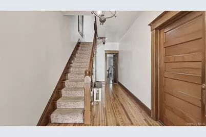 167 Voss Avenue, Yonkers, NY 10703 - Photo 19