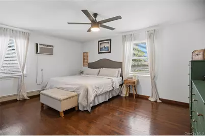 340 Main Street, East Rockaway, NY 11518 - Photo 17