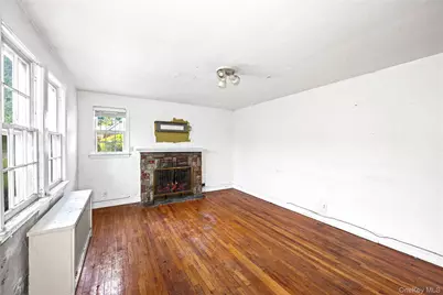 674 Henry Street, Uniondale, NY 11553 - Photo 11